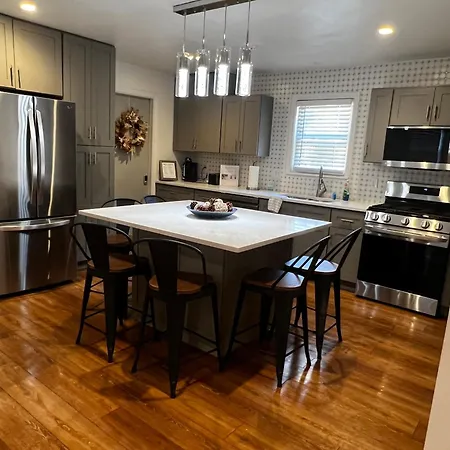 Spacious 3 Bedroom Ewing Home -Quiet